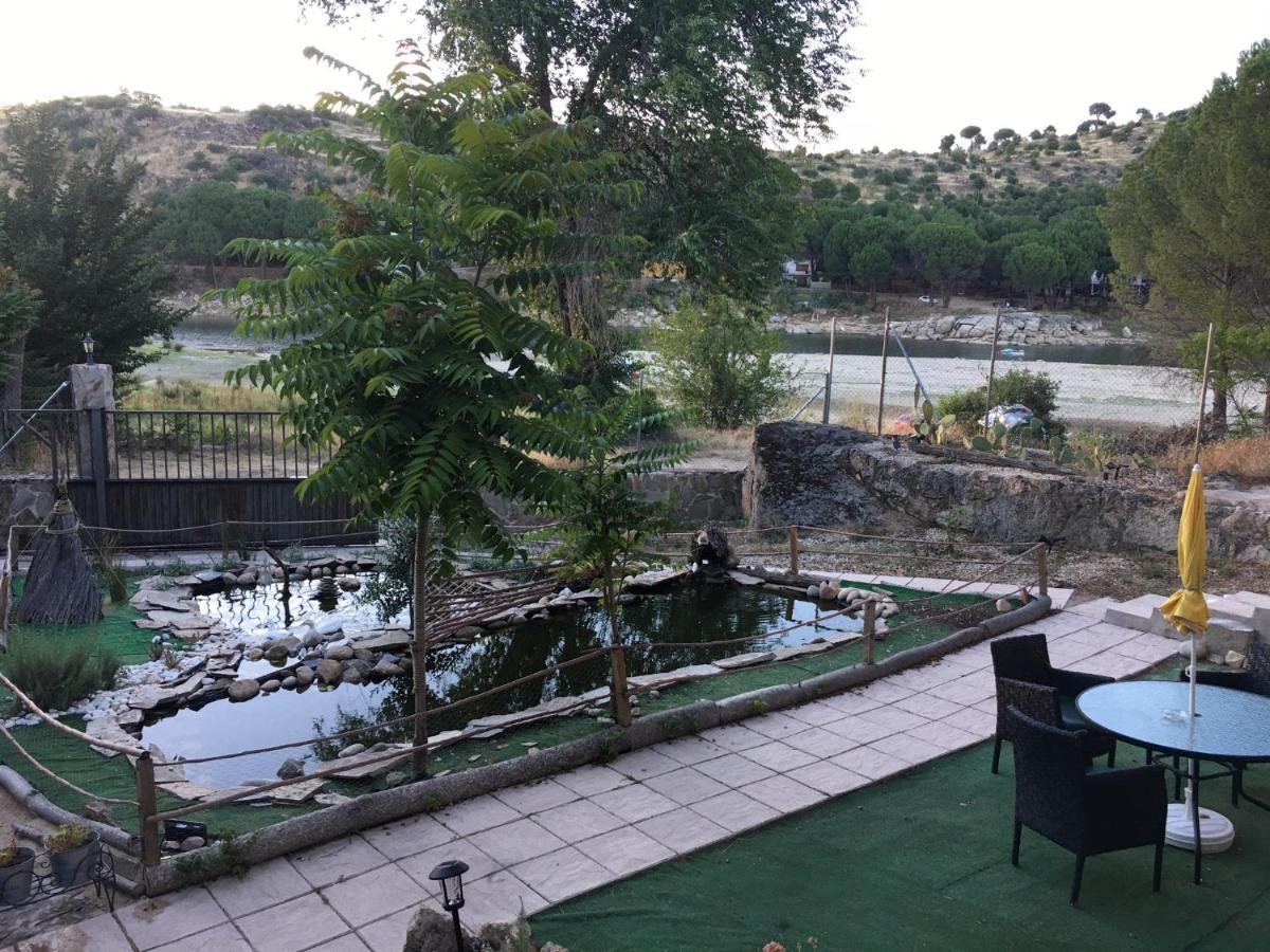 Hotel Rural El Arca De Noe El Tiemblo Kültér fotó