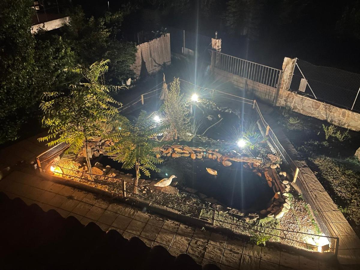Hotel Rural El Arca De Noe El Tiemblo Kültér fotó