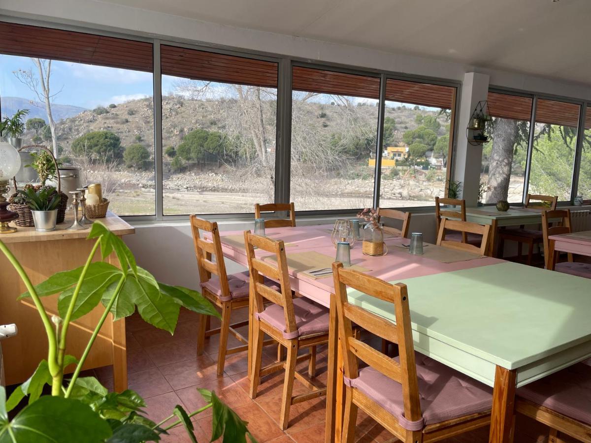 Hotel Rural El Arca De Noe El Tiemblo Kültér fotó