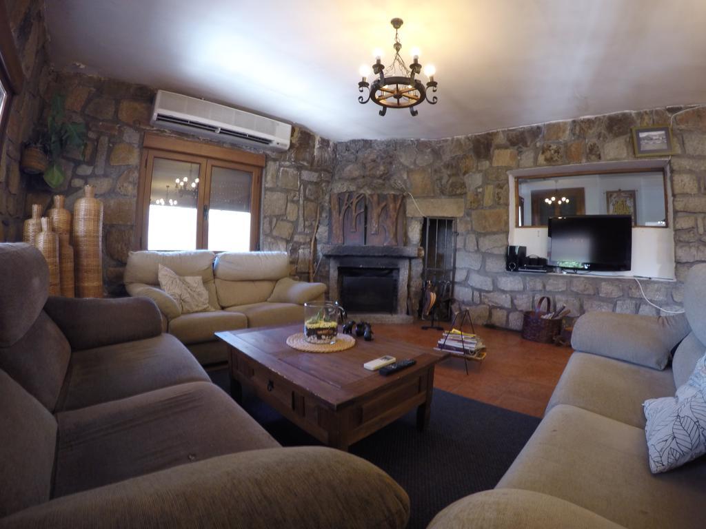 Hotel Rural El Arca De Noe El Tiemblo Kültér fotó
