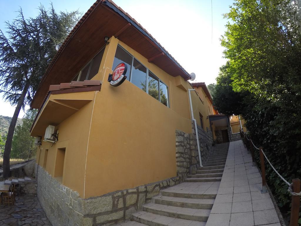 Hotel Rural El Arca De Noe El Tiemblo Kültér fotó