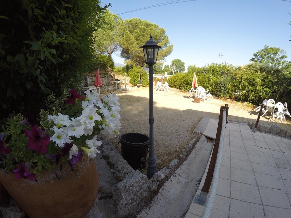 Hotel Rural El Arca De Noe El Tiemblo Kültér fotó